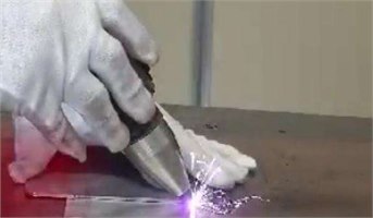 手持式激光焊接機在焊接金屬材料時值得注意的2點